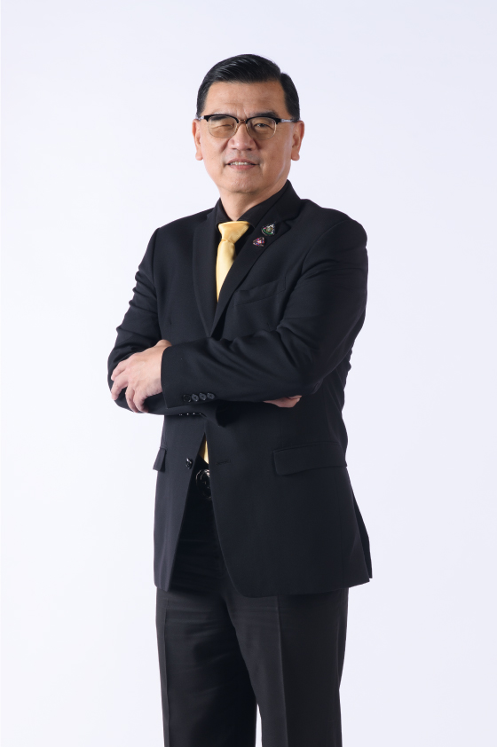 Mr. Montree Mahapruekpong